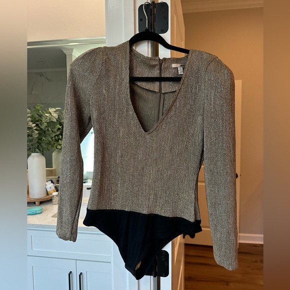 Amuse Society Tops - Amuse Society gold body suit with shoulder pads